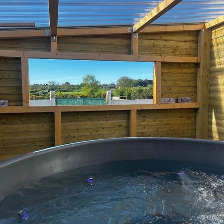The Alpaca Farmhouse With Hot Tub And Alpaca Experience Included Dromara Exterior photo